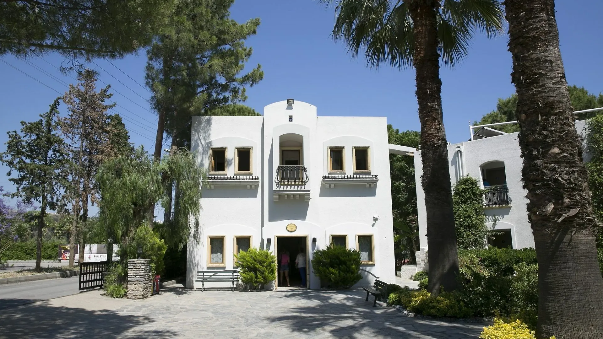 Bodrum Sea Side Beach Club Hotel Ortakent Turkey