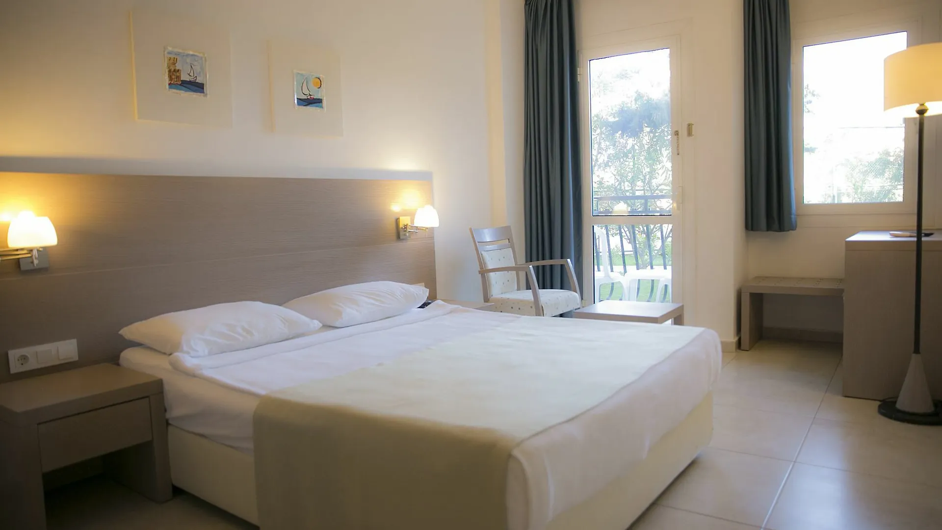 Bodrum Sea Side Beach Club Hotel Ortakent Turkey