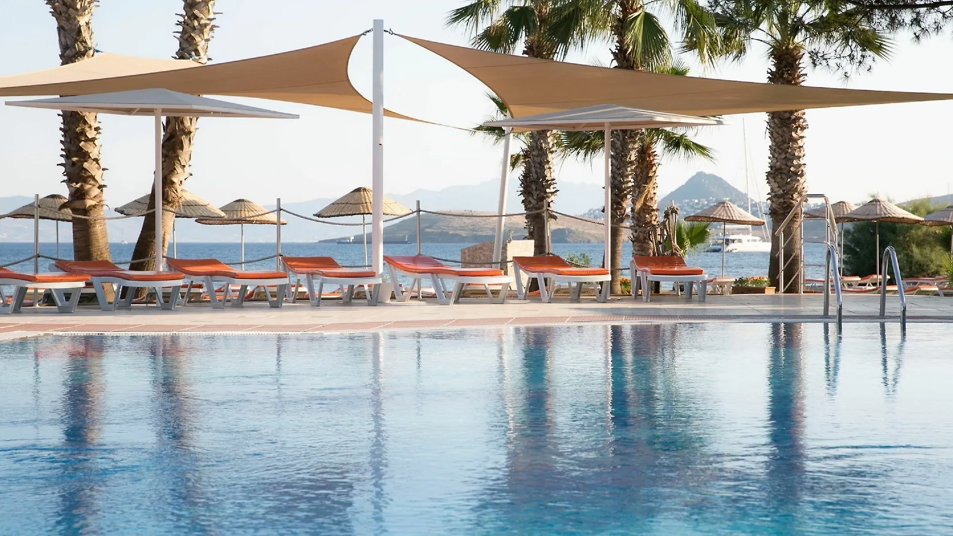 Bodrum Sea Side Beach Club Hotel Ortakent