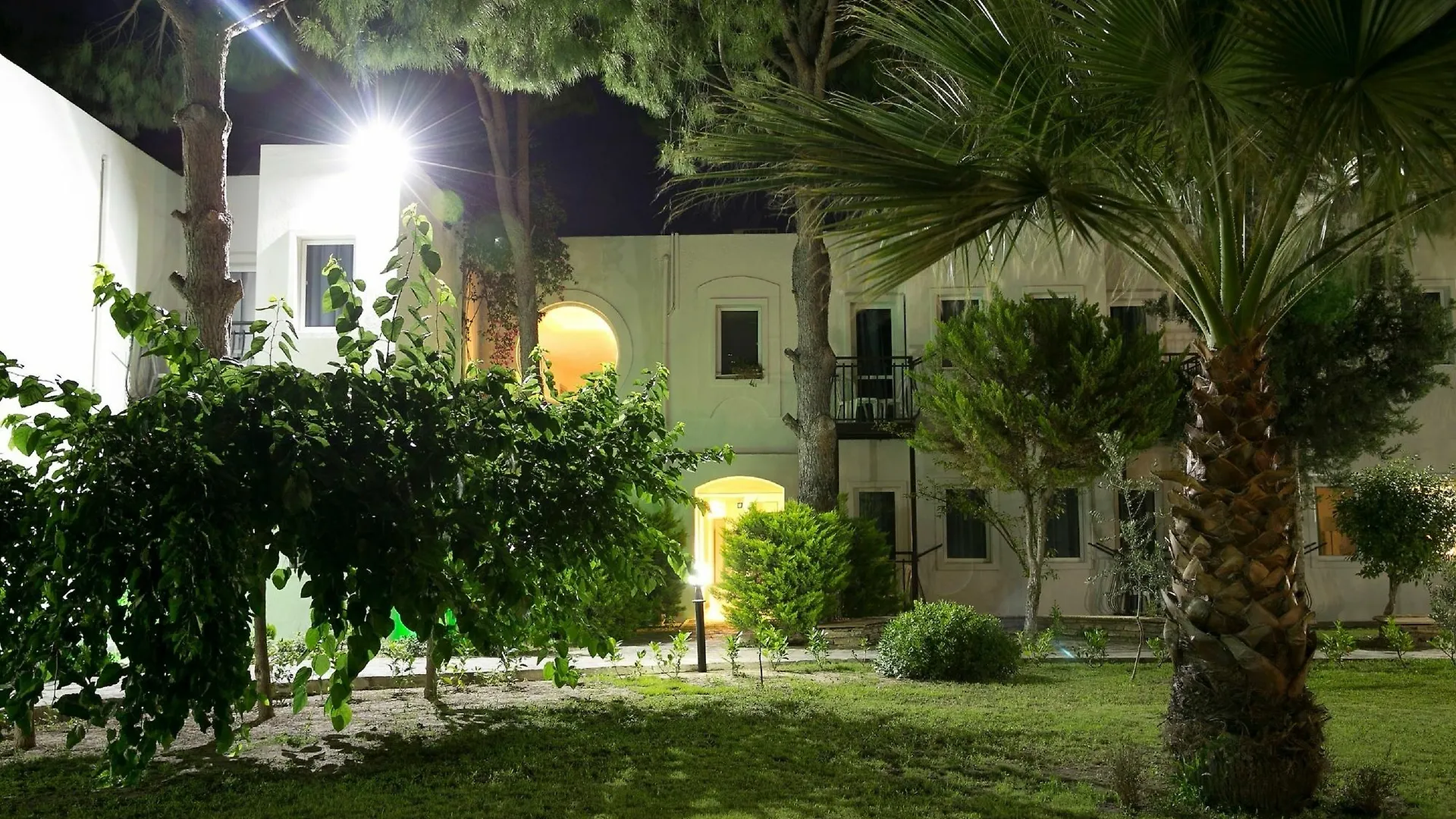 Bodrum Sea Side Beach Club Hotel Ortakent